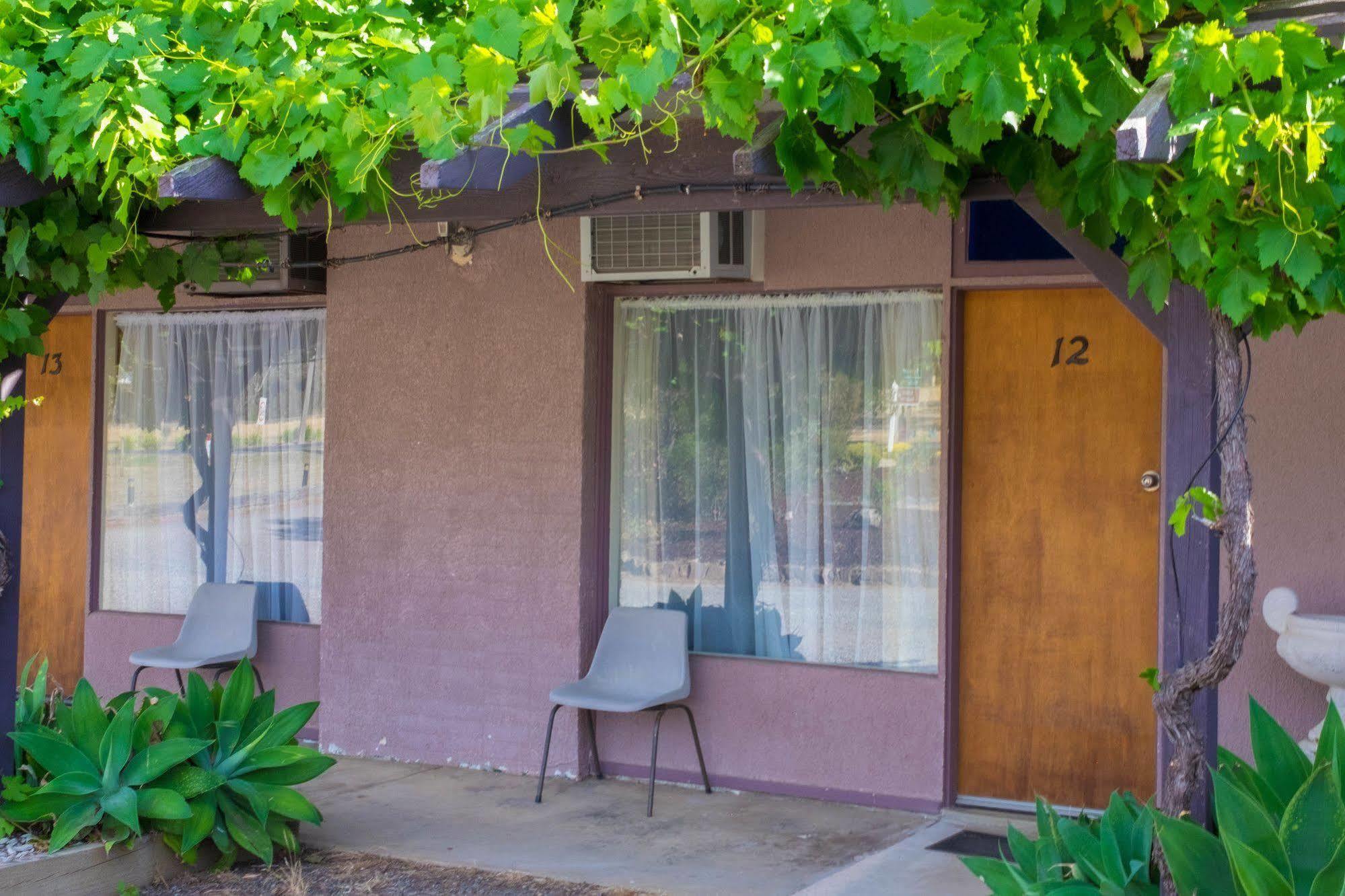 Stawell'S London Motor Inn Eksteriør bilde