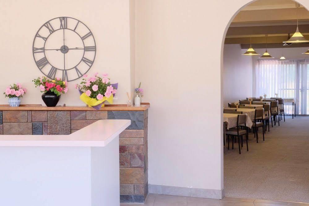 Stawell'S London Motor Inn Eksteriør bilde