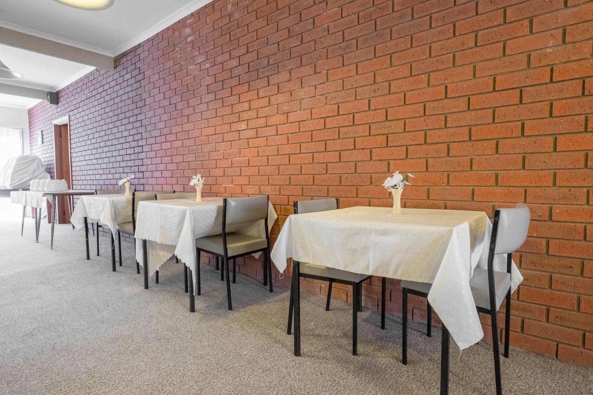 Stawell'S London Motor Inn Eksteriør bilde