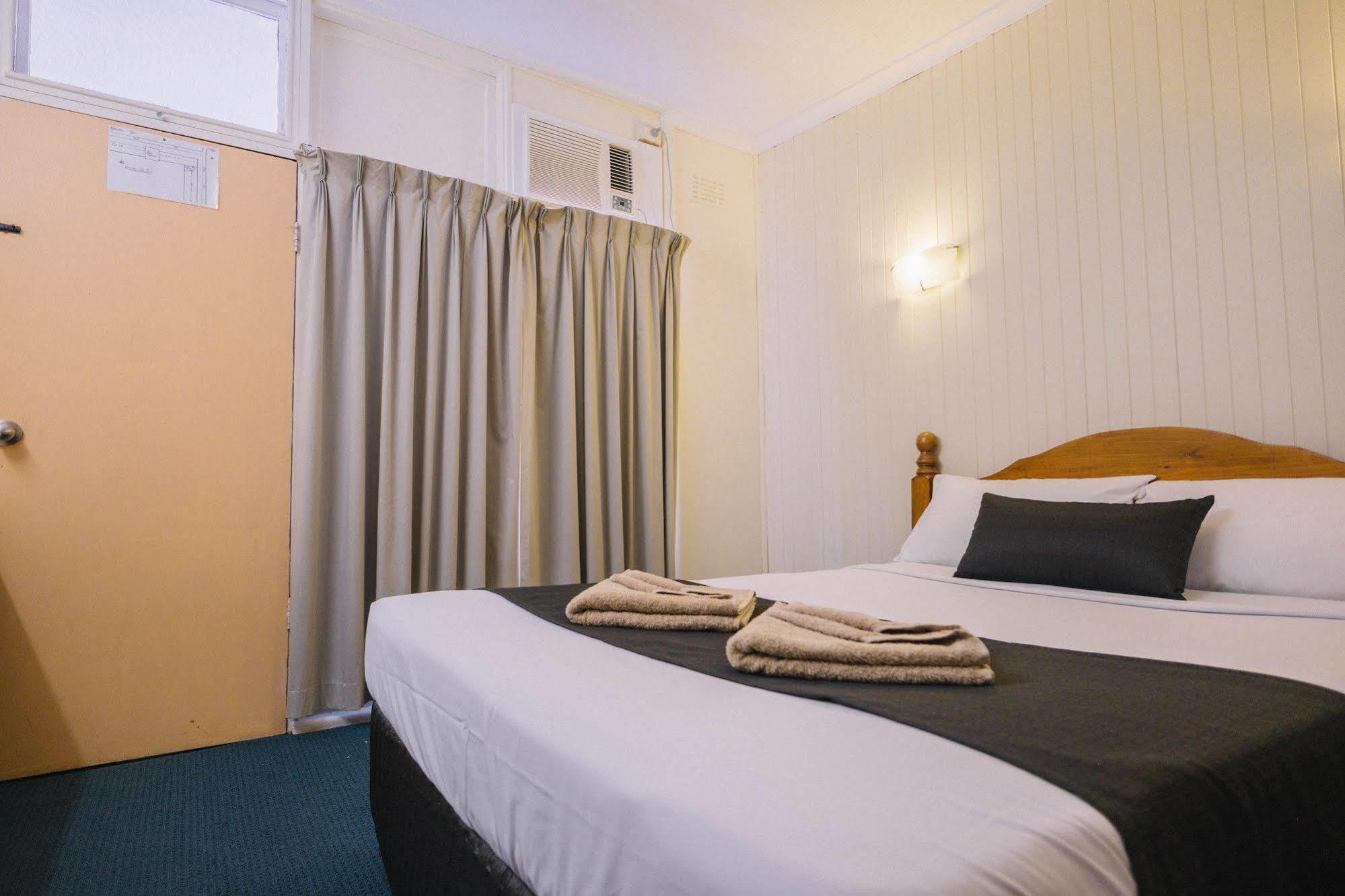 Stawell'S London Motor Inn Eksteriør bilde